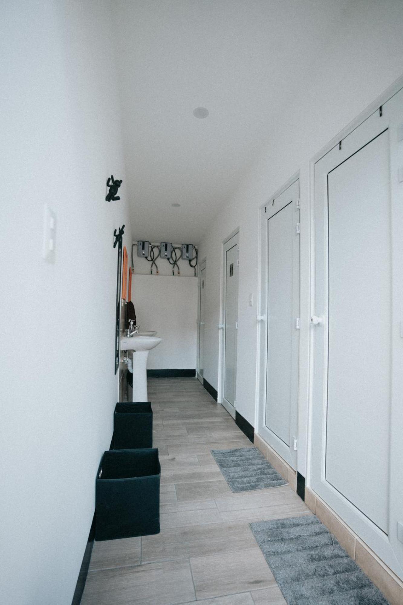 Tequila Sunrise Hostel Guatemala City Ngoại thất bức ảnh