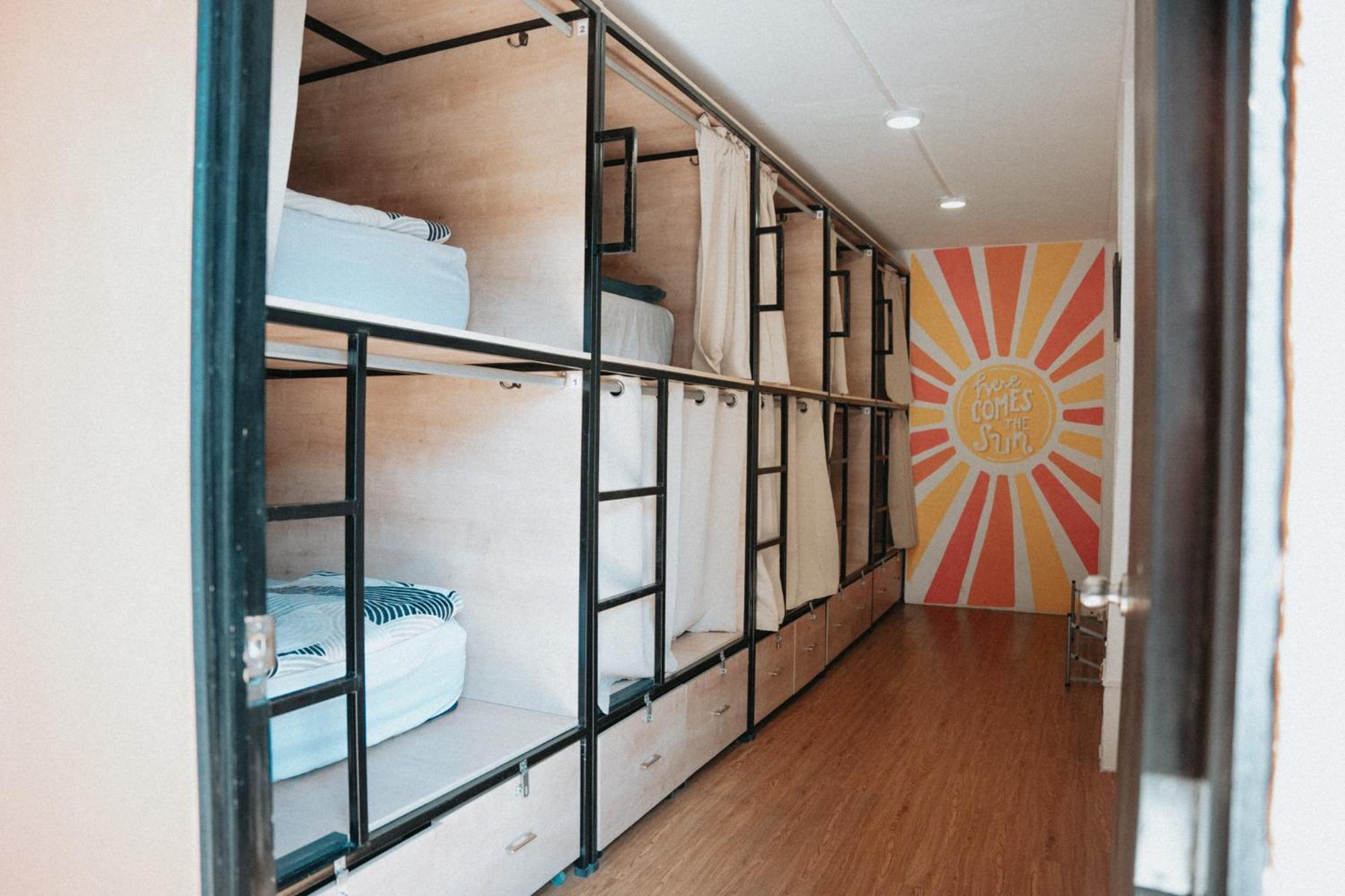 Tequila Sunrise Hostel Guatemala City Ngoại thất bức ảnh
