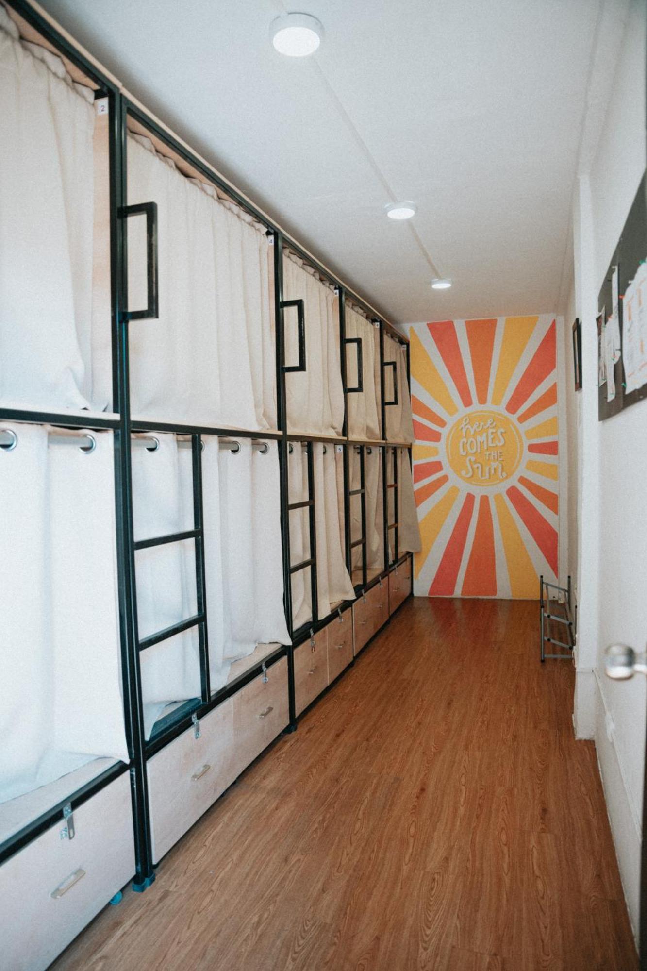 Tequila Sunrise Hostel Guatemala City Ngoại thất bức ảnh