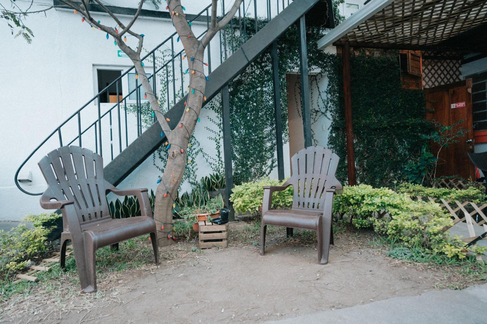 Tequila Sunrise Hostel Guatemala City Ngoại thất bức ảnh
