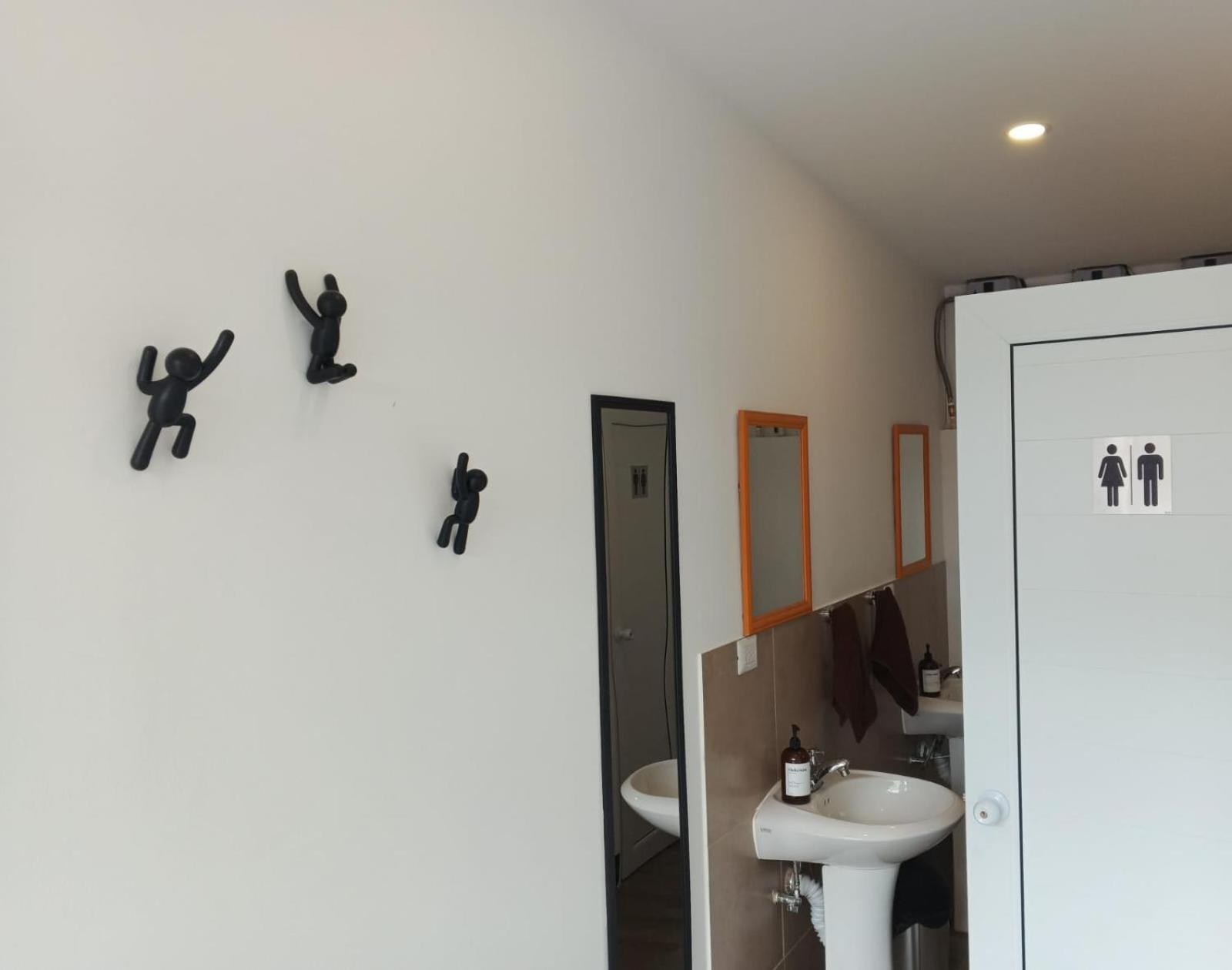 Tequila Sunrise Hostel Guatemala City Ngoại thất bức ảnh