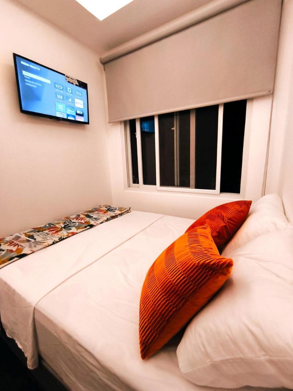 Tequila Sunrise Hostel Guatemala City Ngoại thất bức ảnh
